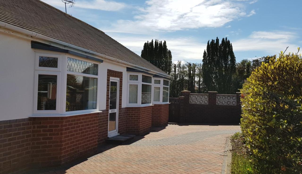 Willa The Hermitage Private Detached Bungalow Rhyl Zewnętrze zdjęcie